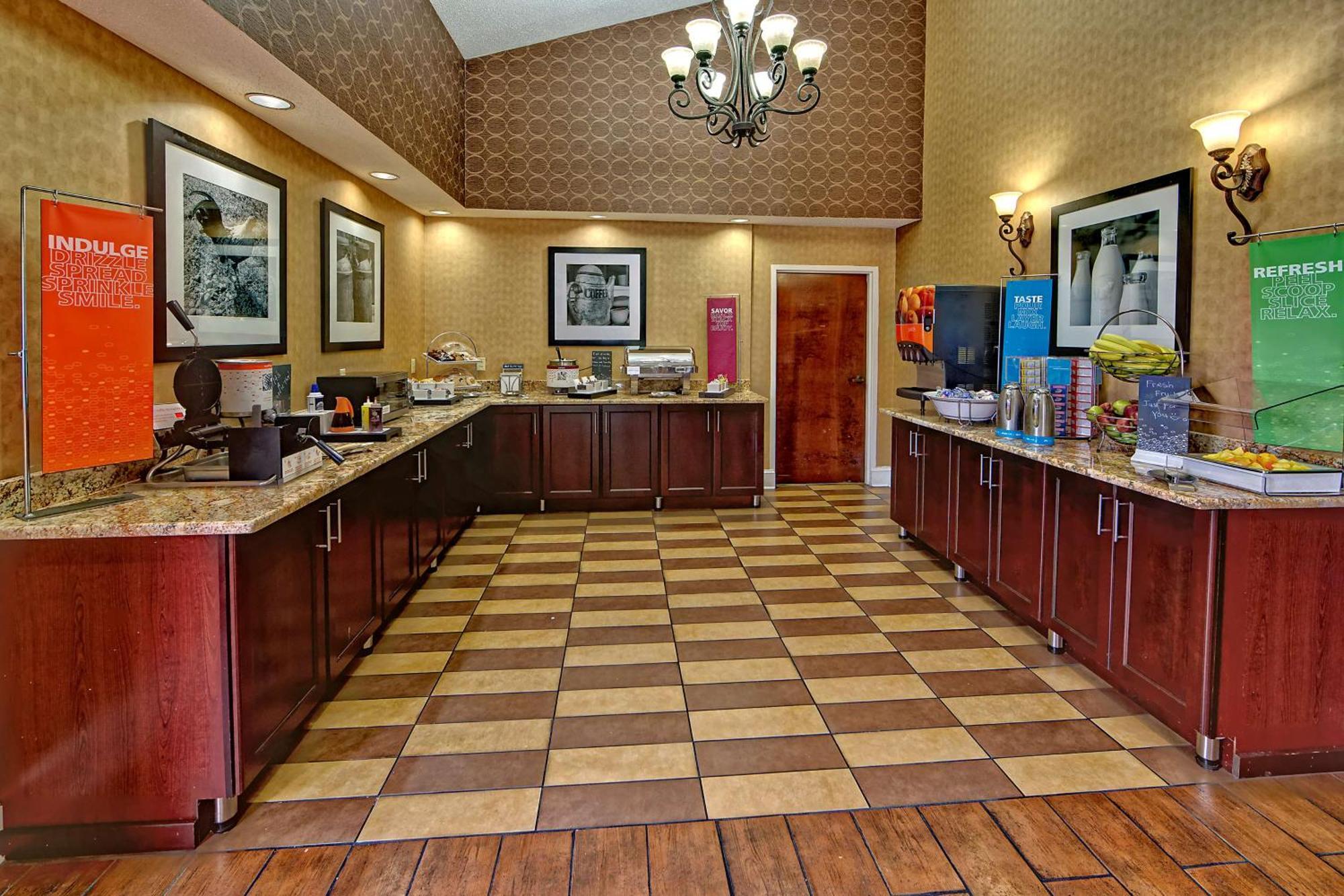 Hampton Inn Morristown Bagian luar foto